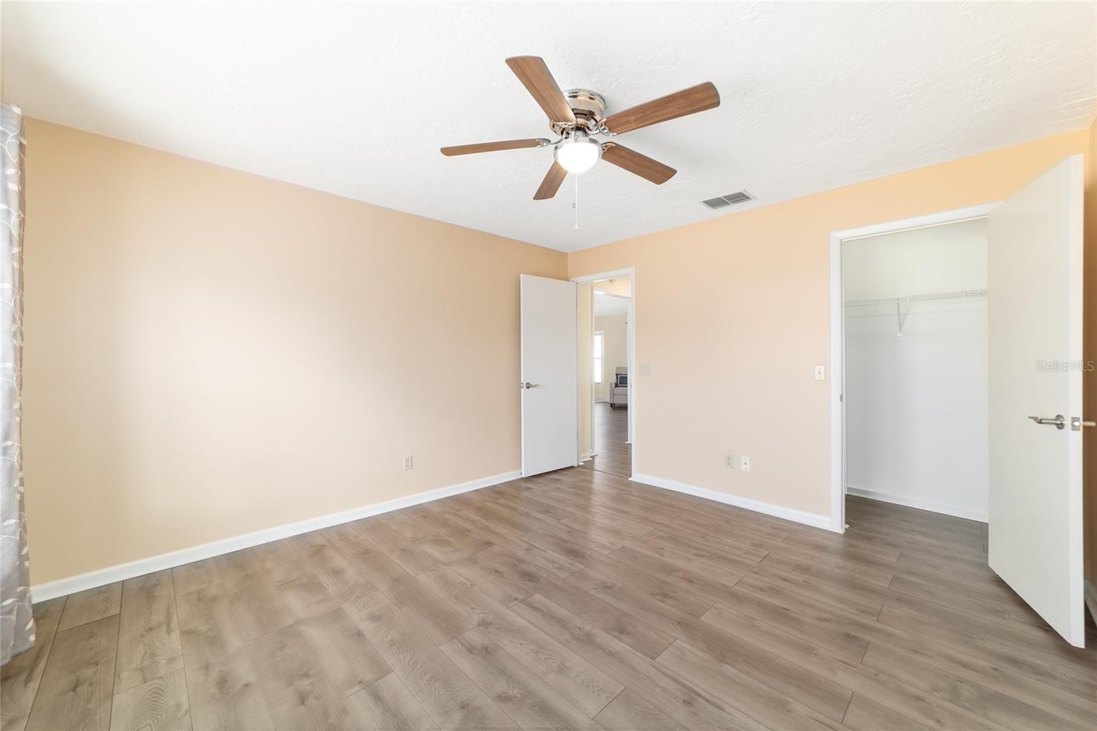 Image 40 of 60 For 4385 Bacall Loop