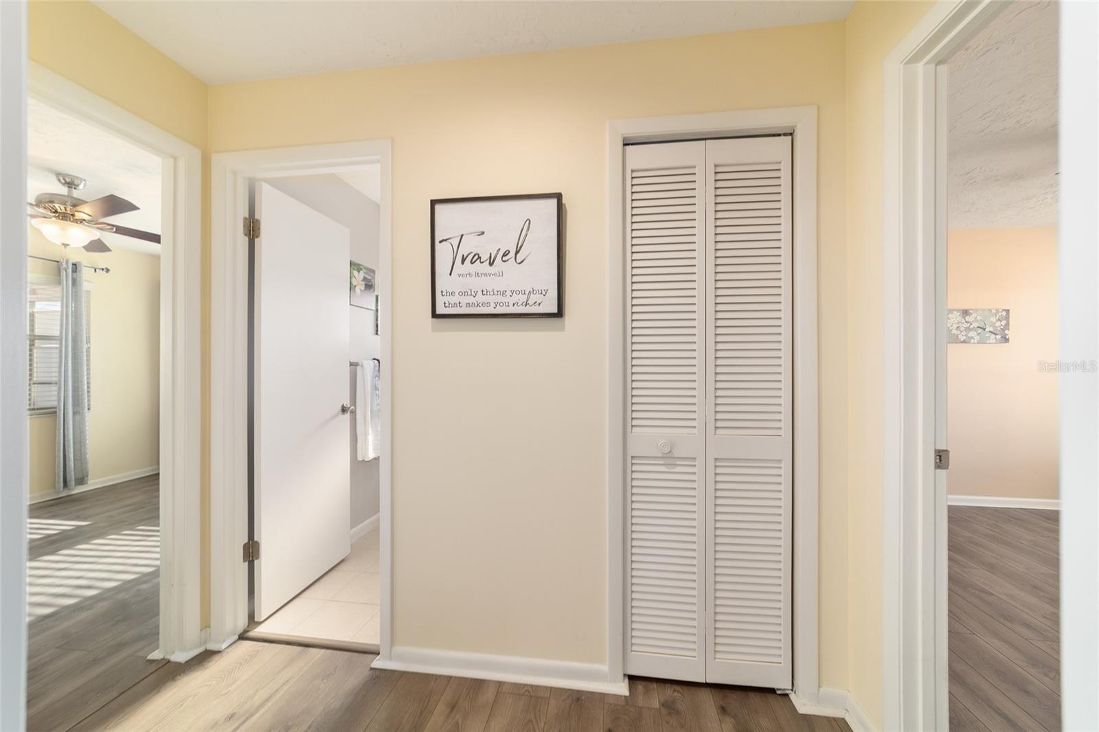 Image 41 of 60 For 4385 Bacall Loop