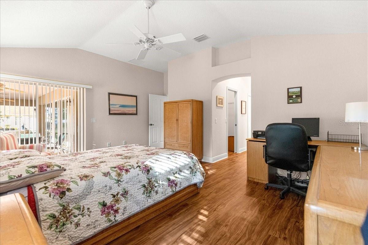 Image 24 of 60 For 1466 Perry Lane