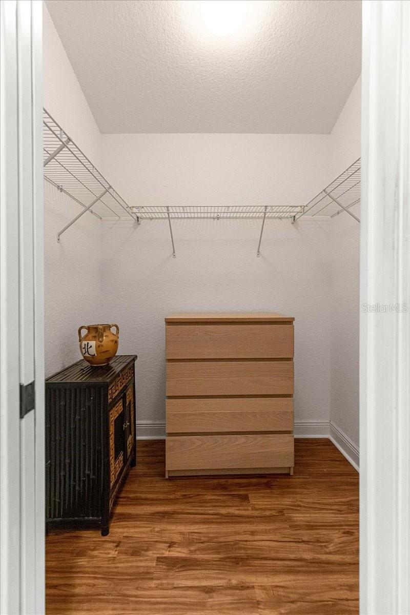 Image 27 of 60 For 1466 Perry Lane