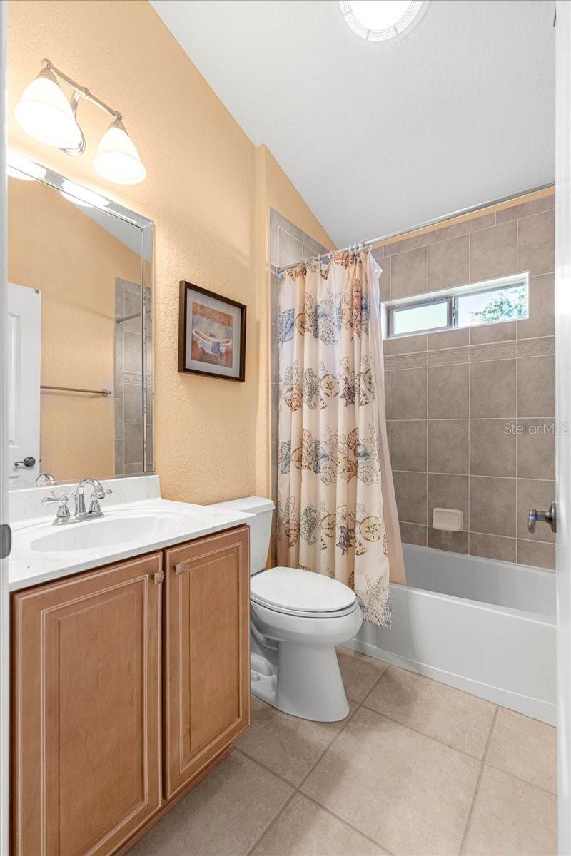 Image 37 of 60 For 1466 Perry Lane