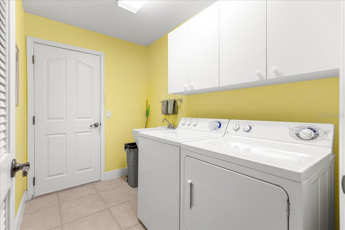 Image 40 of 60 For 1466 Perry Lane