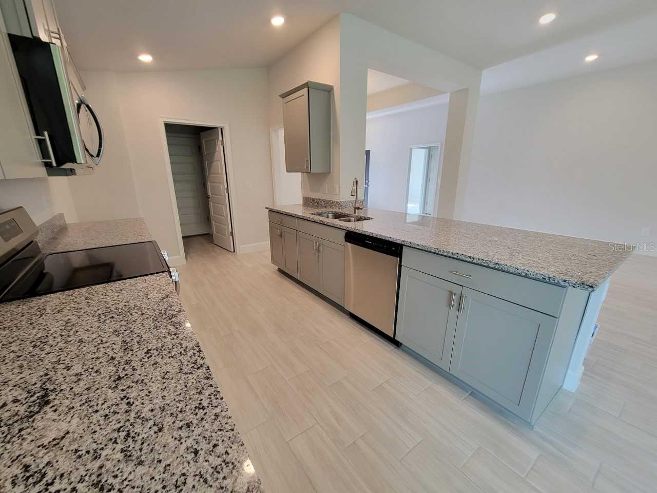 Image 10 of 20 For 4525 91st Lane Road