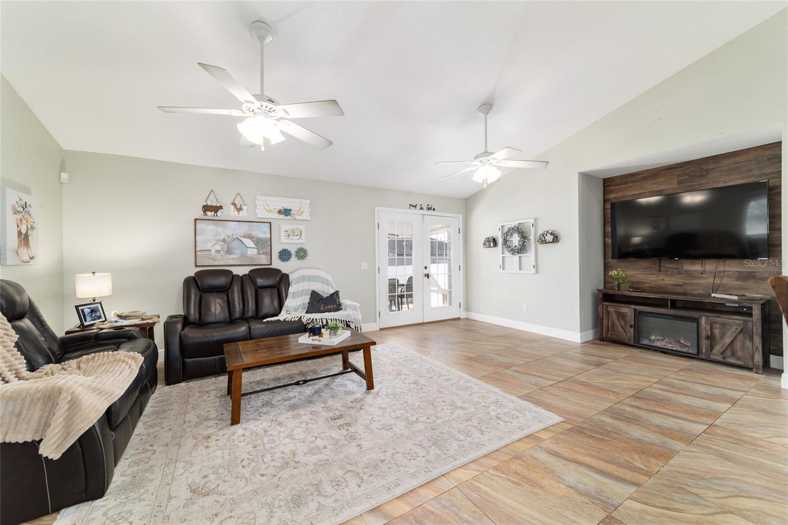 Image 15 of 69 For 10340 125th Street