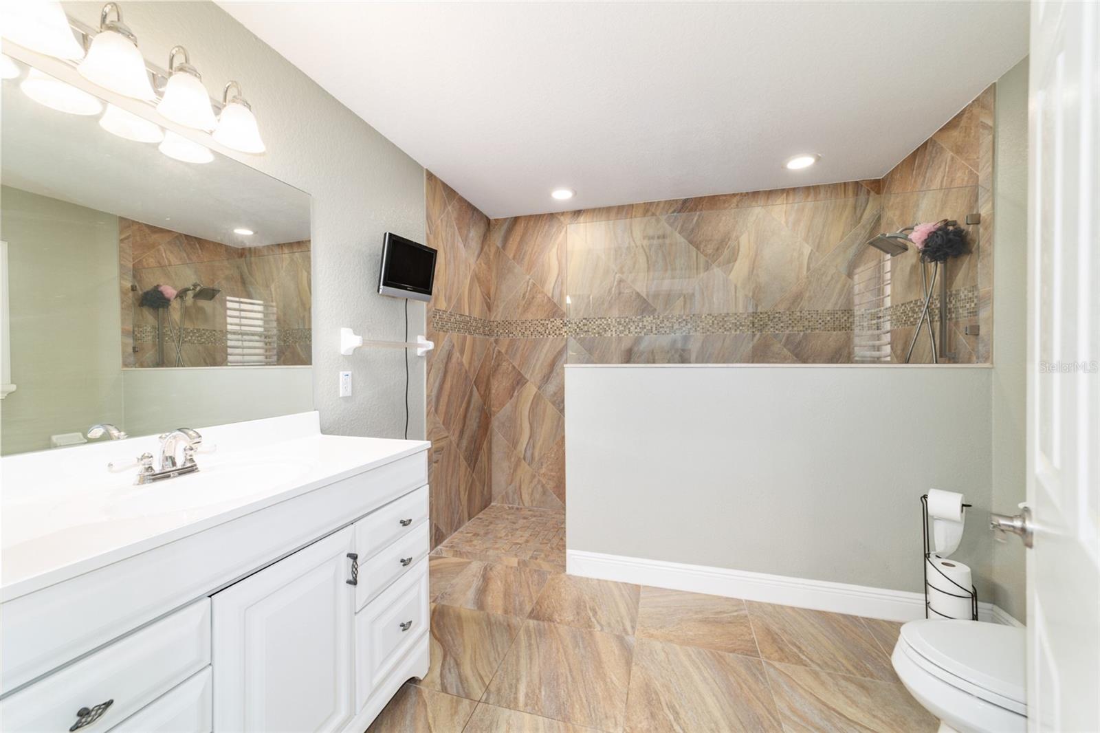 Image 32 of 69 For 10340 125th Street