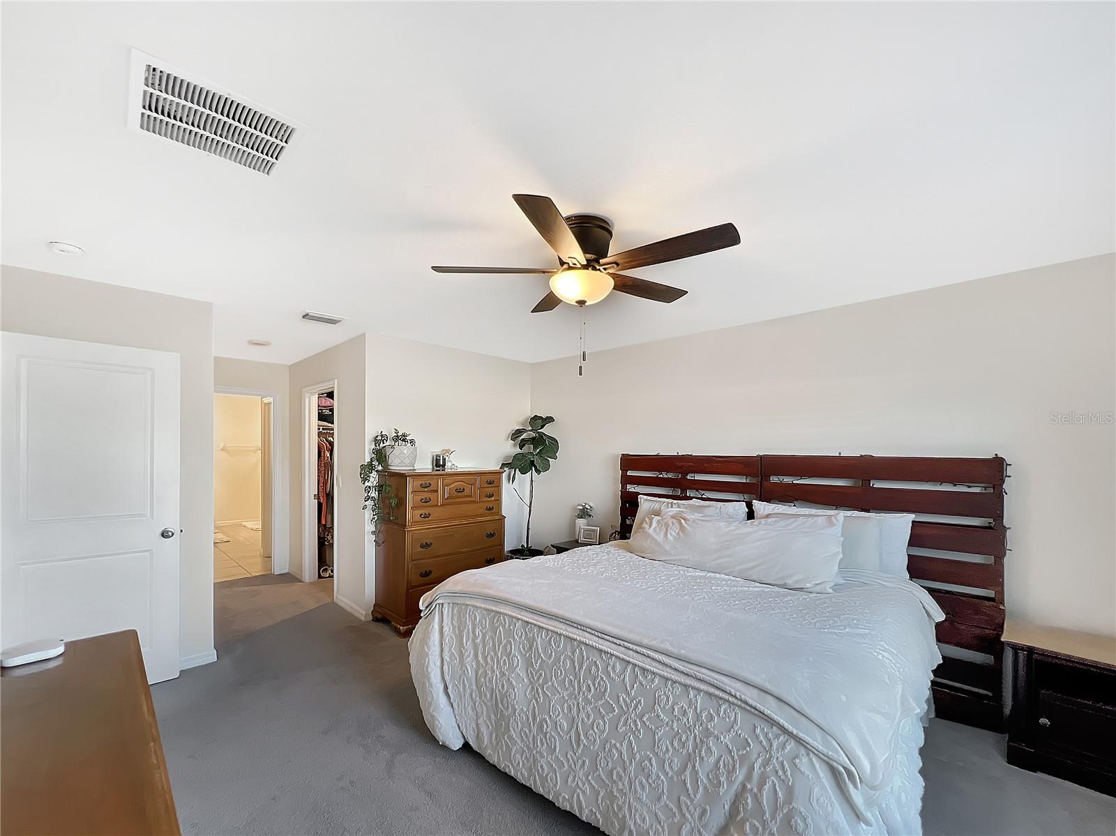 Image 13 of 28 For 5563 43rd Court