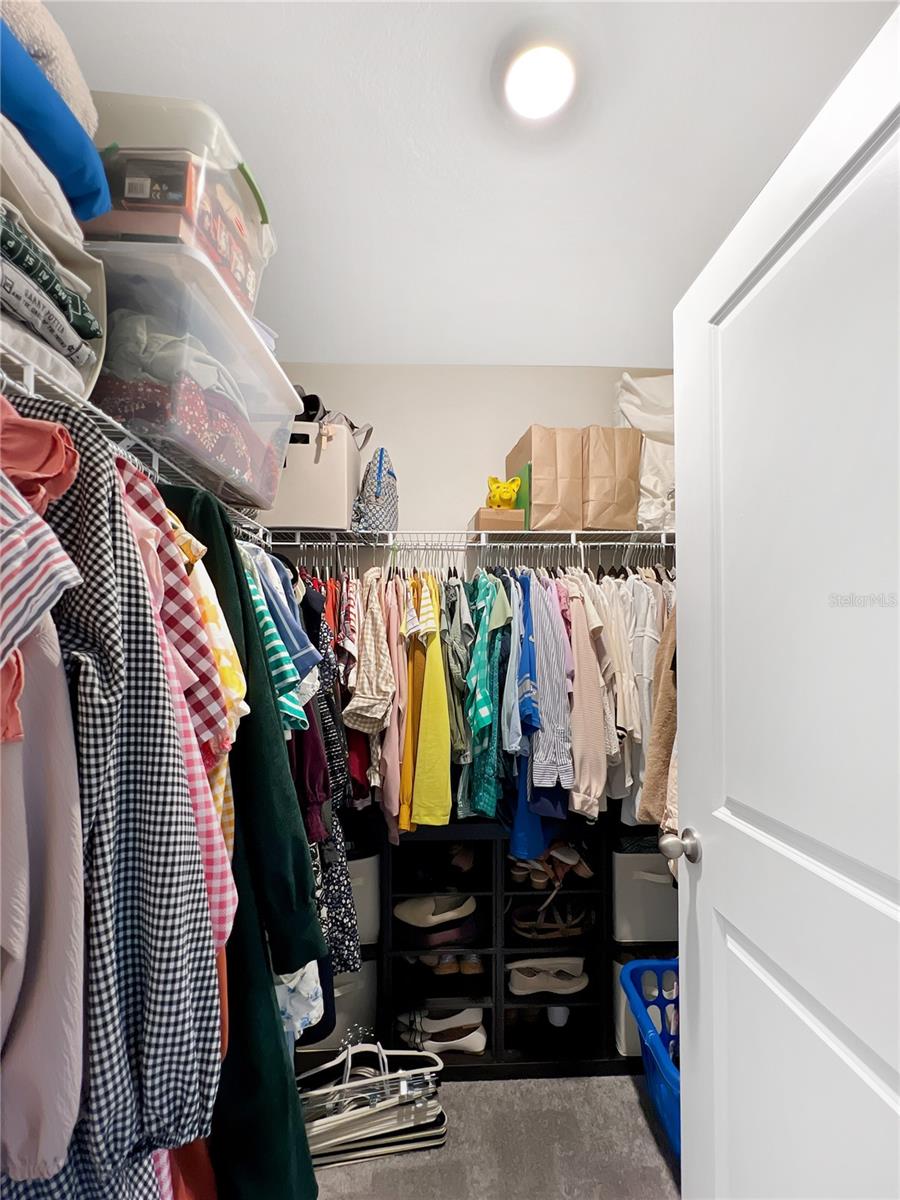 Image 14 of 28 For 5563 43rd Court