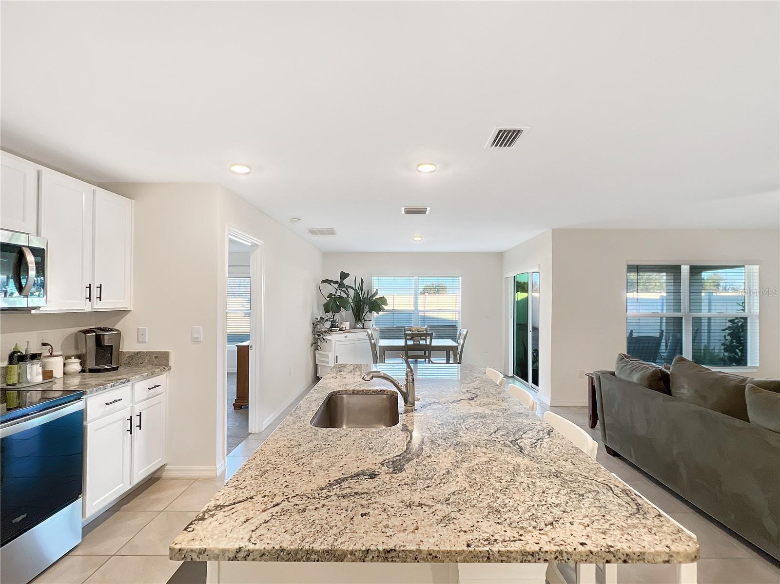 Image 6 of 28 For 5563 43rd Court