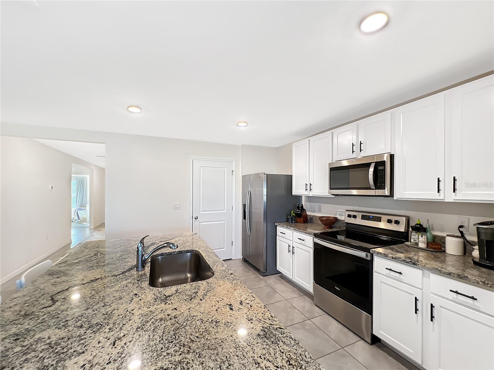 Image 7 of 28 For 5563 43rd Court