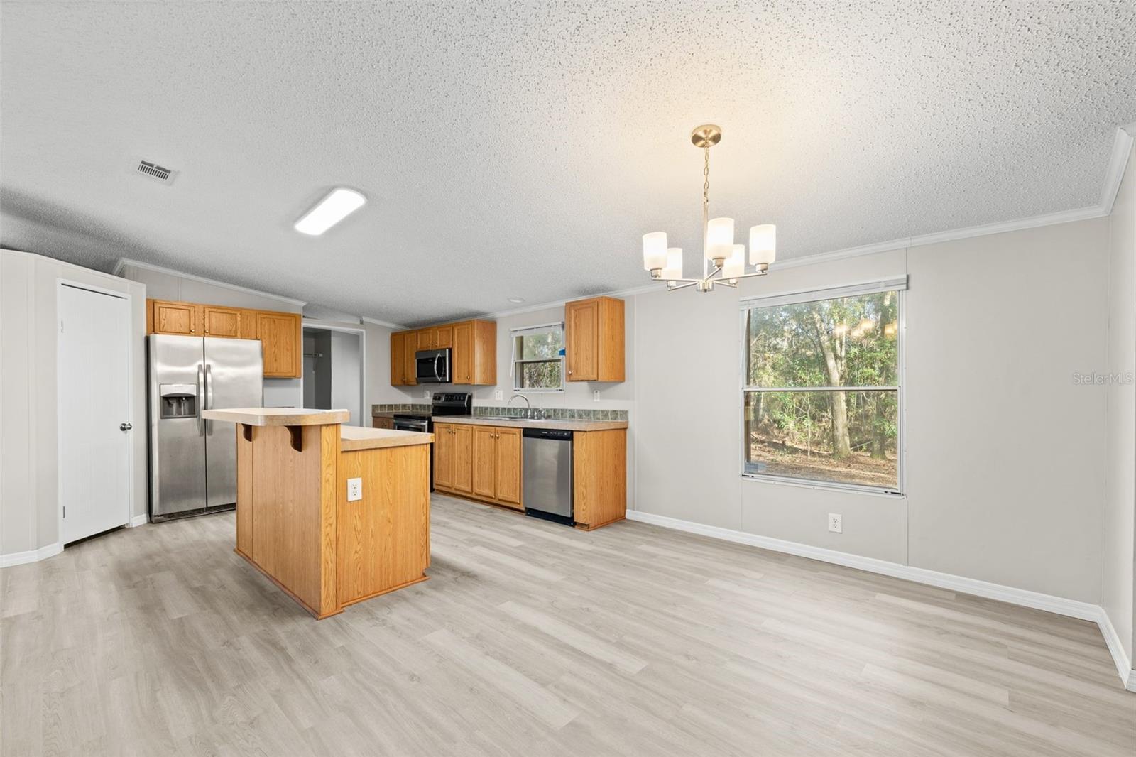 Image 11 of 41 For 11919 23rd Drive