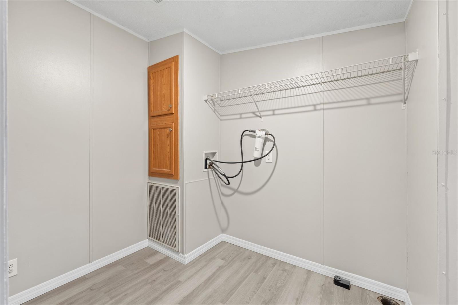 Image 14 of 41 For 11919 23rd Drive