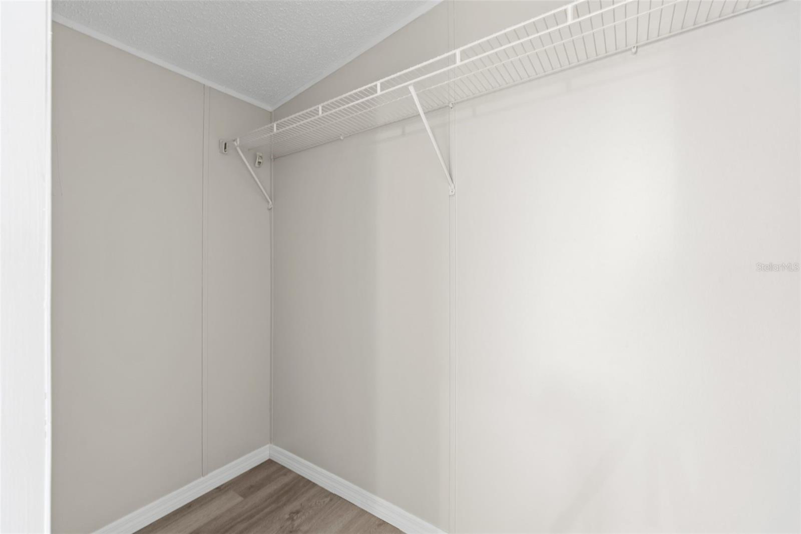 Image 21 of 41 For 11919 23rd Drive