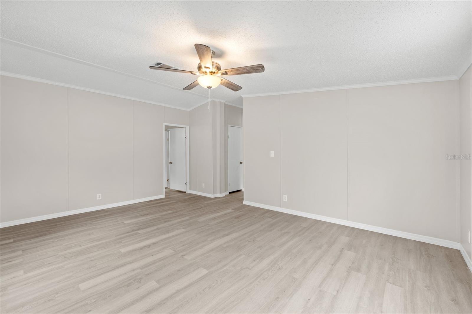 Image 31 of 41 For 11919 23rd Drive