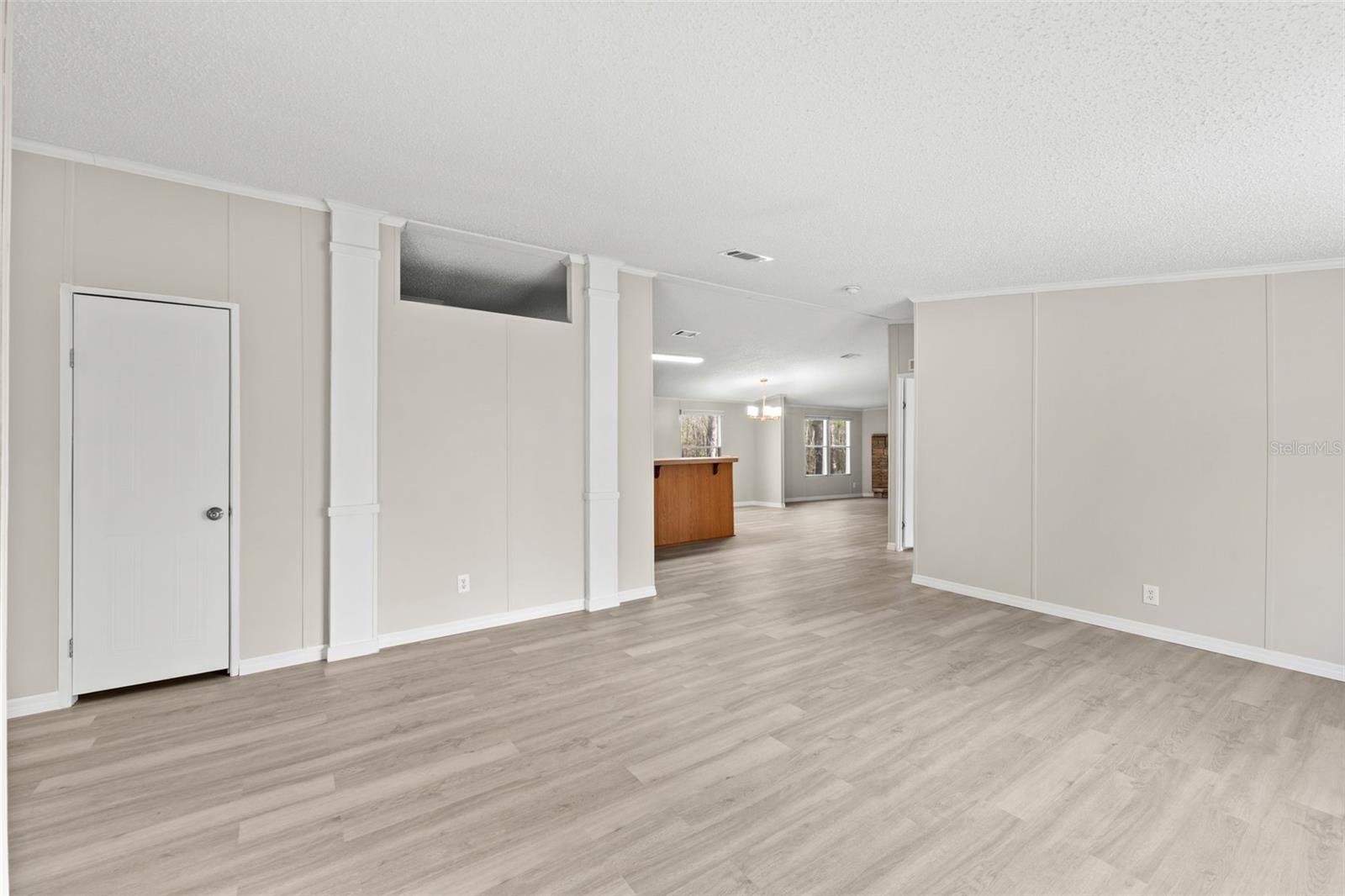 Image 8 of 41 For 11919 23rd Drive