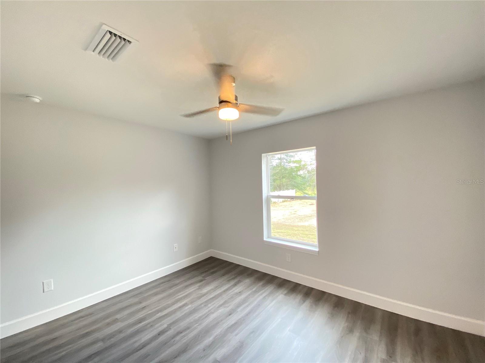 Image 20 of 27 For 3938 161st Loop