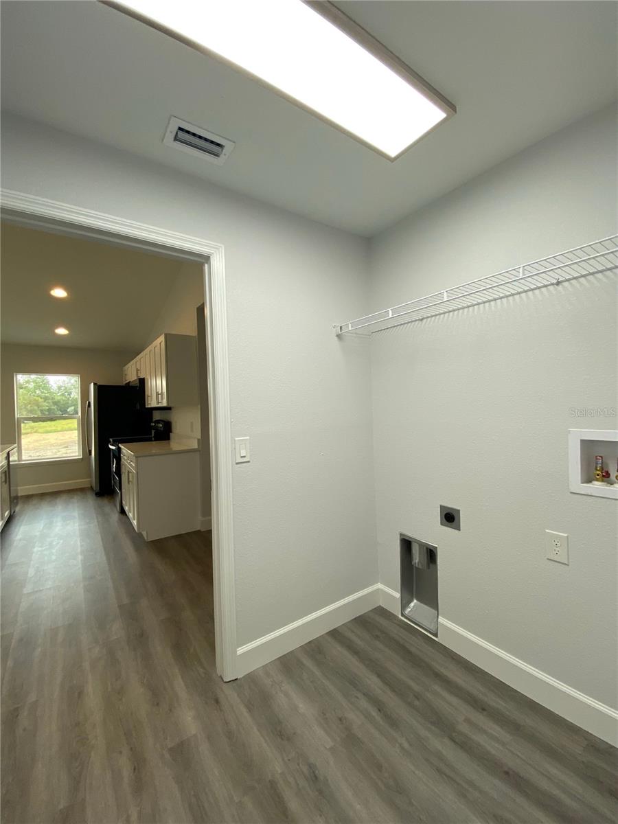 Image 23 of 27 For 3938 161st Loop