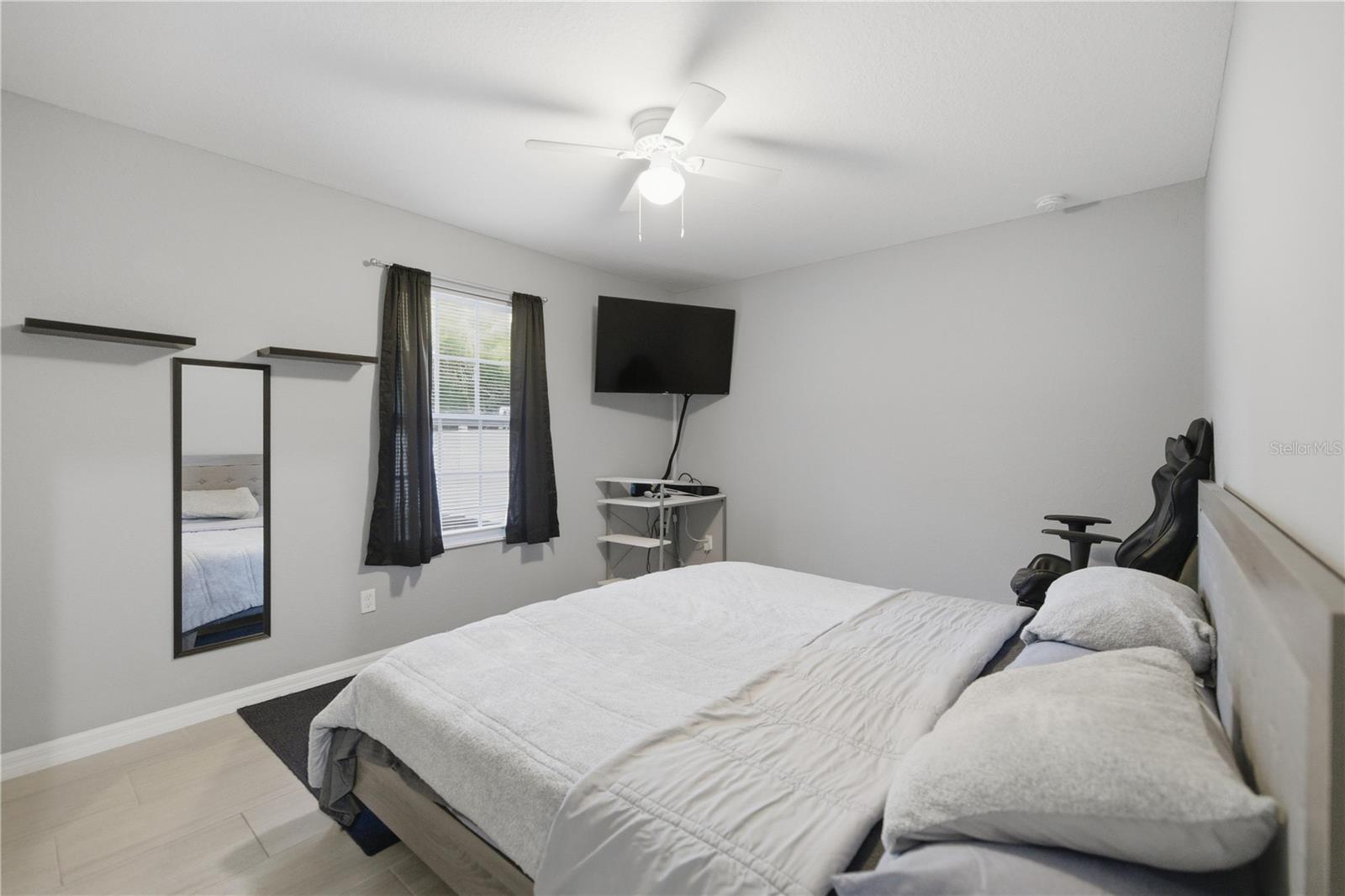 Image 14 of 28 For 14106 43rd Terrace