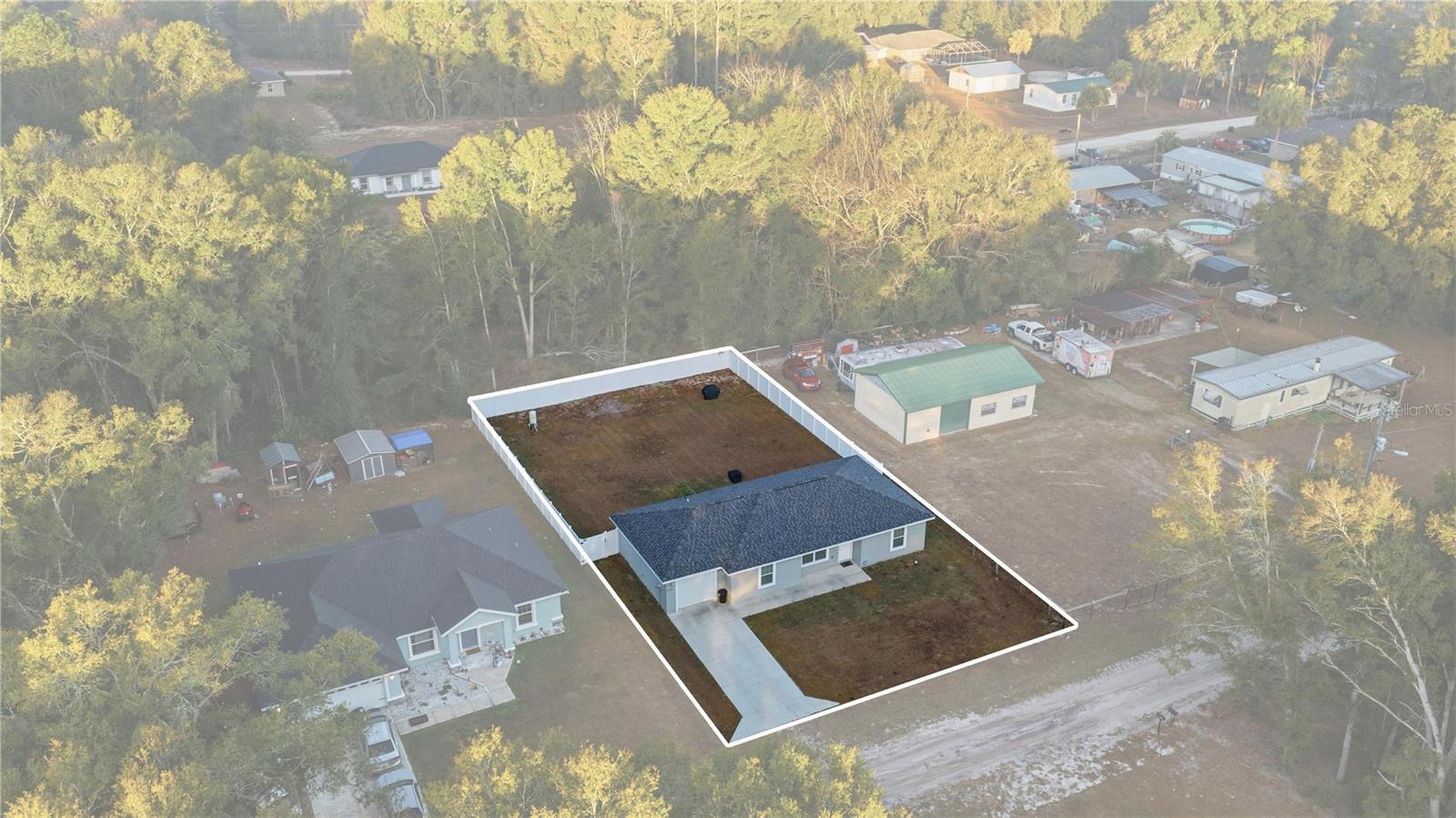 Image 4 of 28 For 14106 43rd Terrace