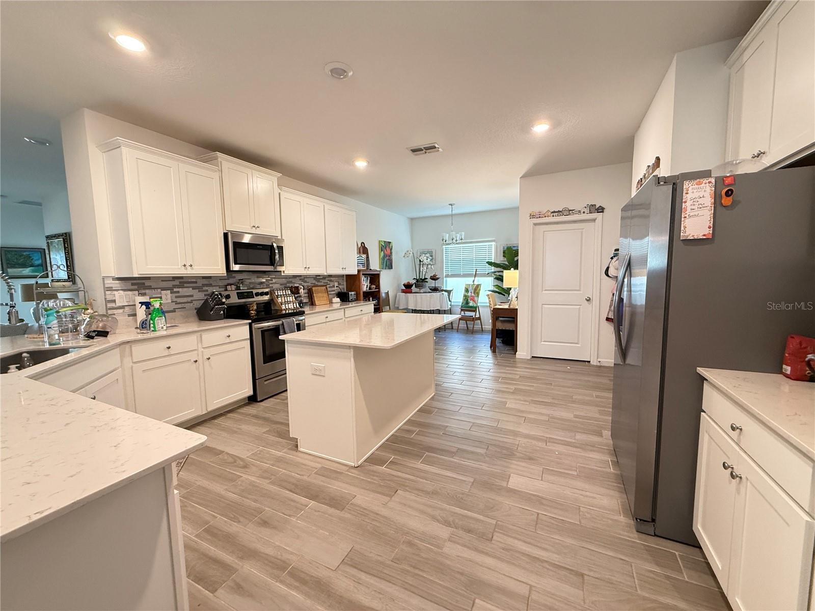 Image 7 of 28 For 7656 74th Loop