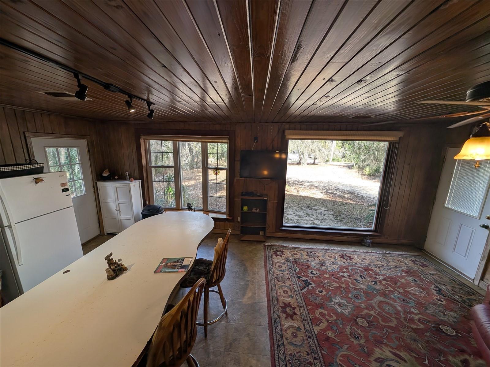 Image 11 of 30 For 13668 226th Avenue Road