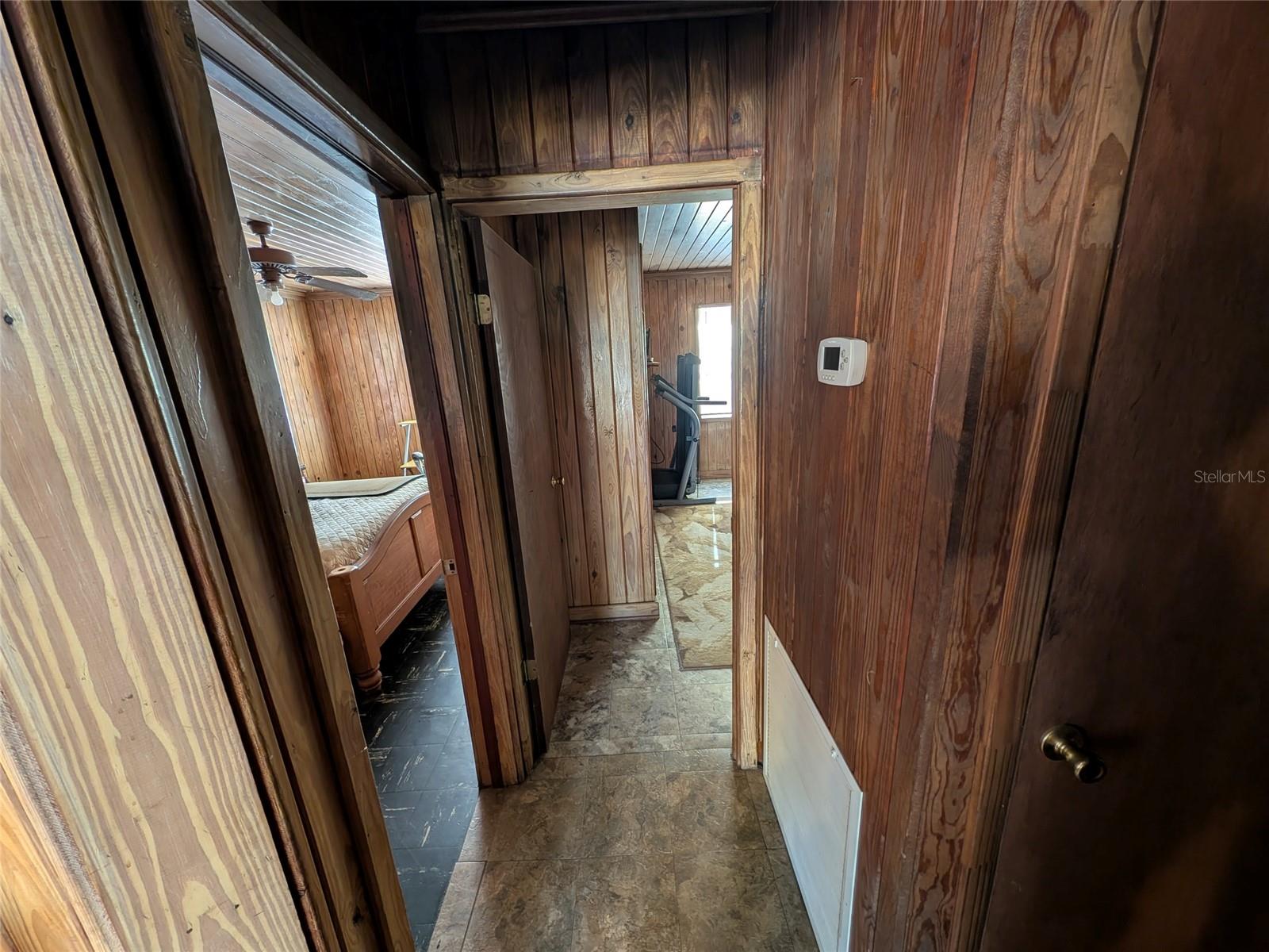 Image 16 of 30 For 13668 226th Avenue Road