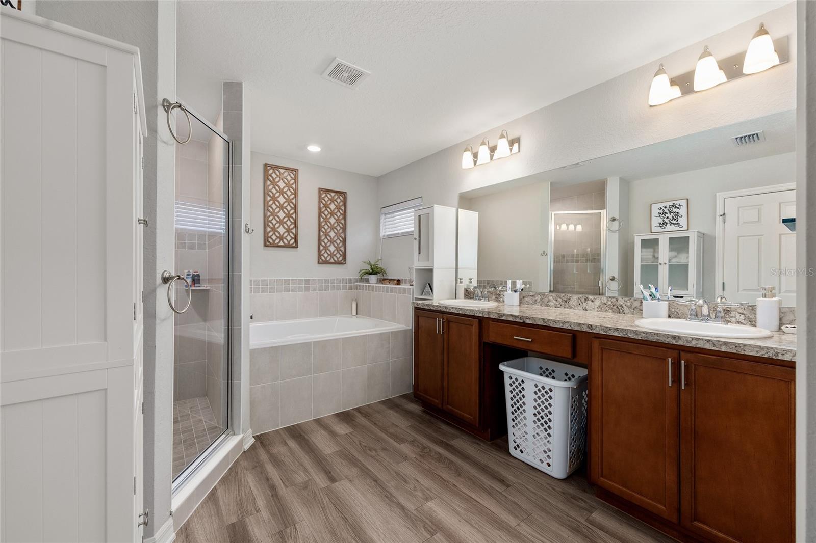 Image 38 of 63 For 11275 54th Circle