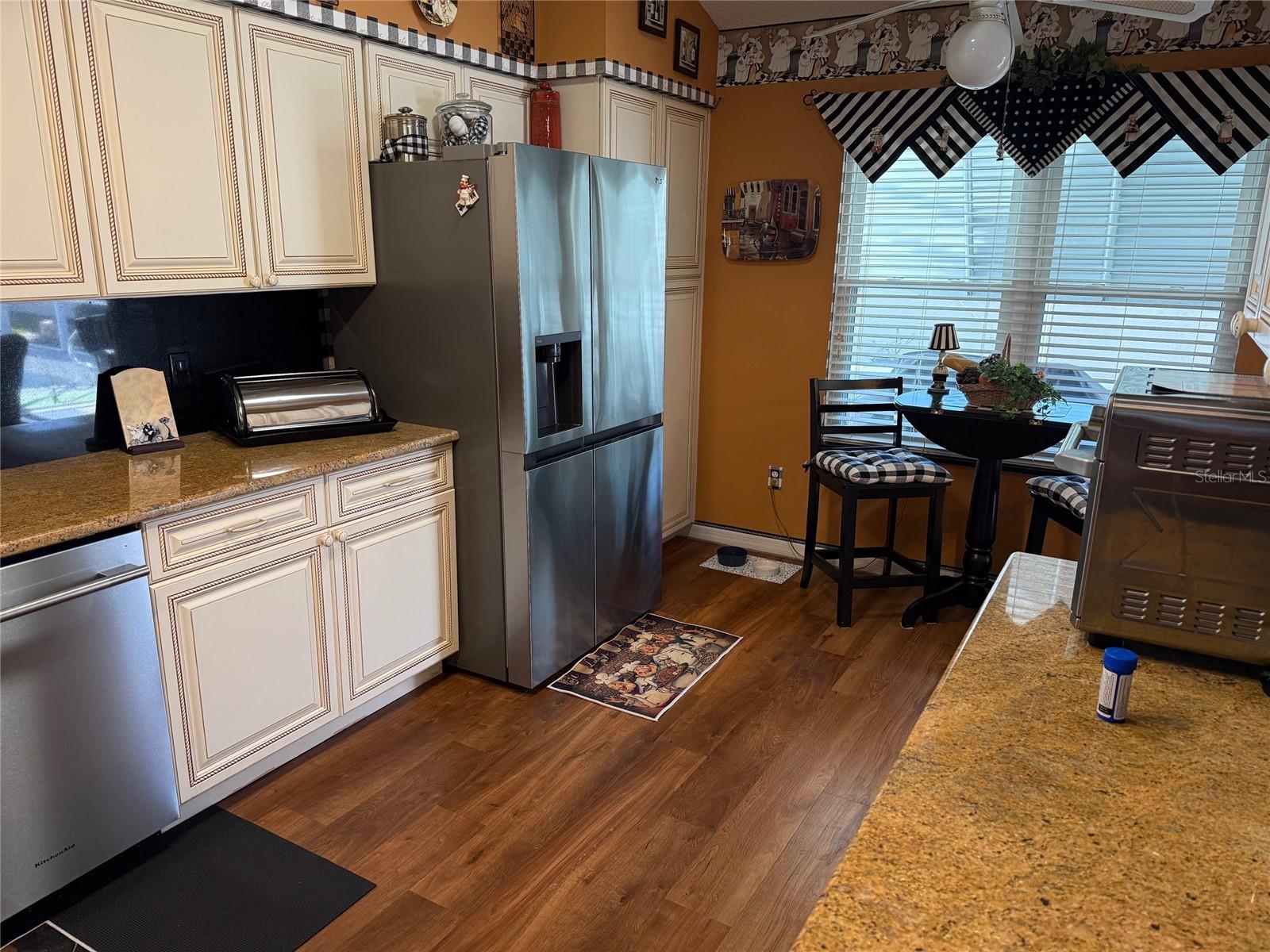 Image 17 of 35 For 725 Palma Drive