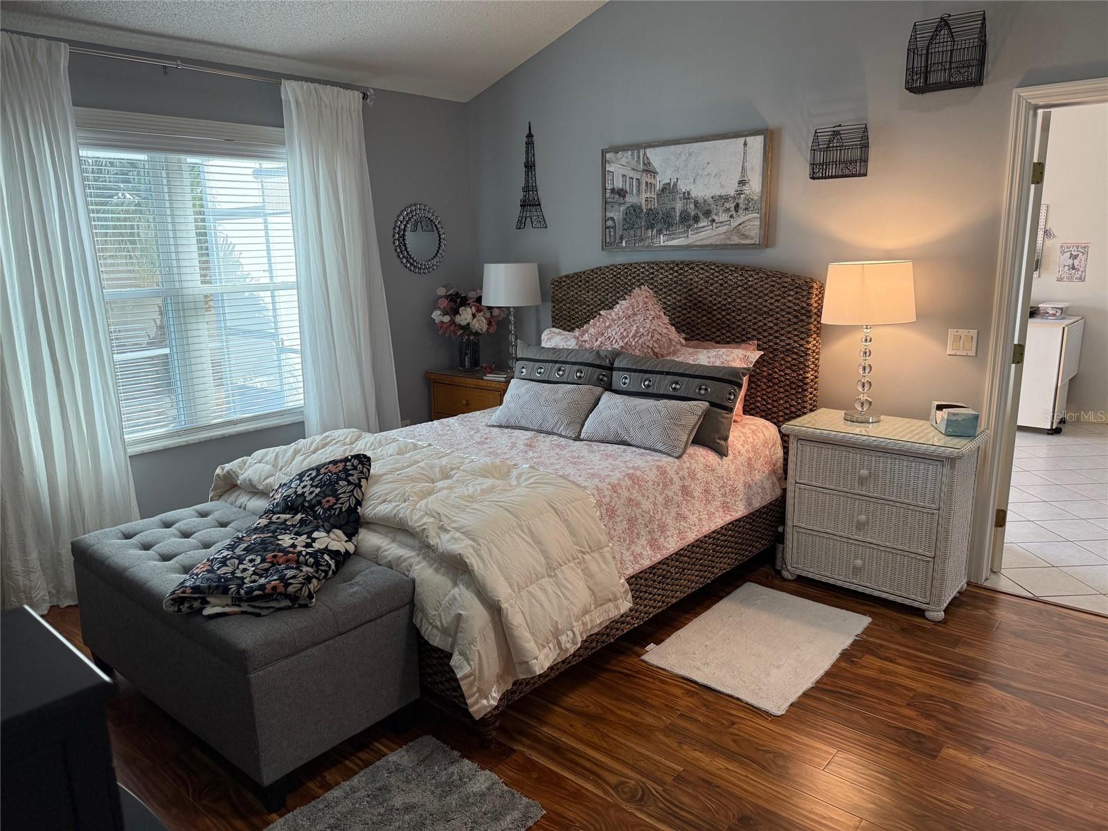 Image 21 of 35 For 725 Palma Drive