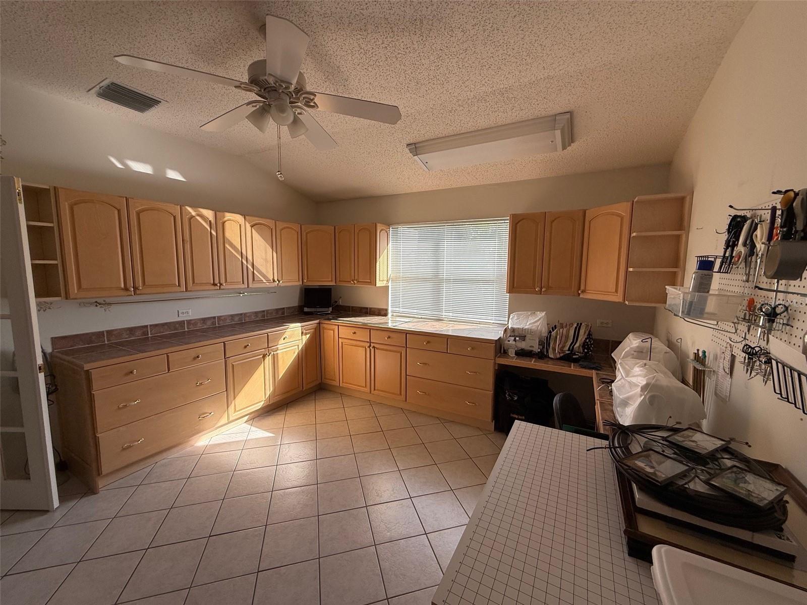 Image 27 of 35 For 725 Palma Drive