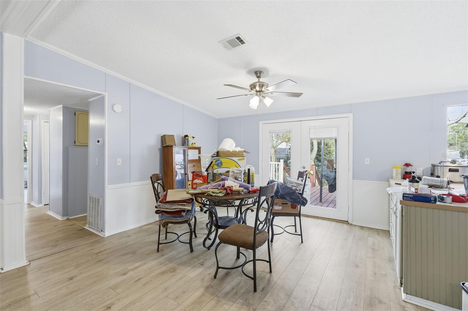 Image 12 of 40 For 5737 Murphy Court