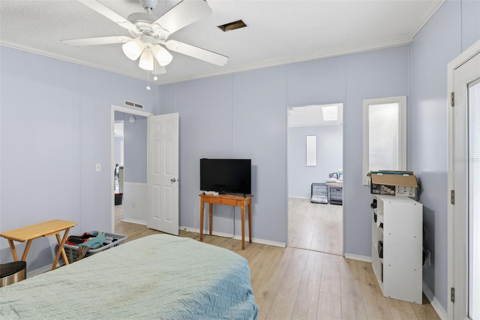 Image 15 of 40 For 5737 Murphy Court