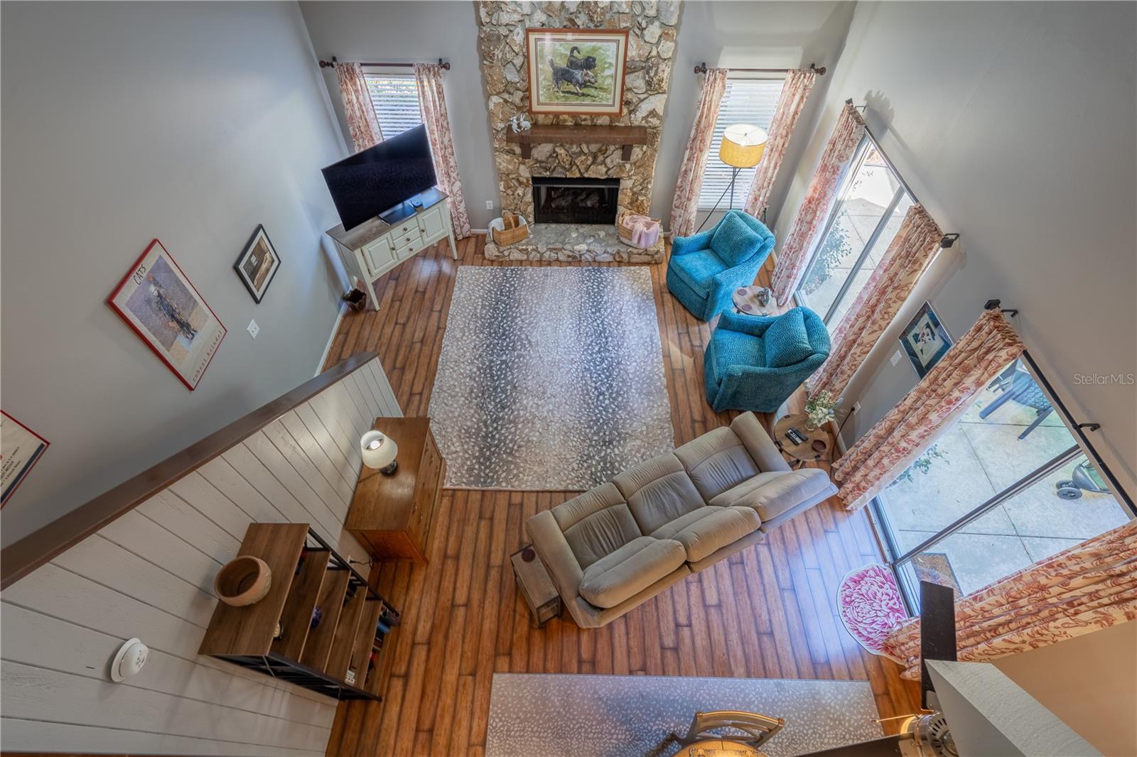 Image 14 of 33 For 3850 17th Street Circle