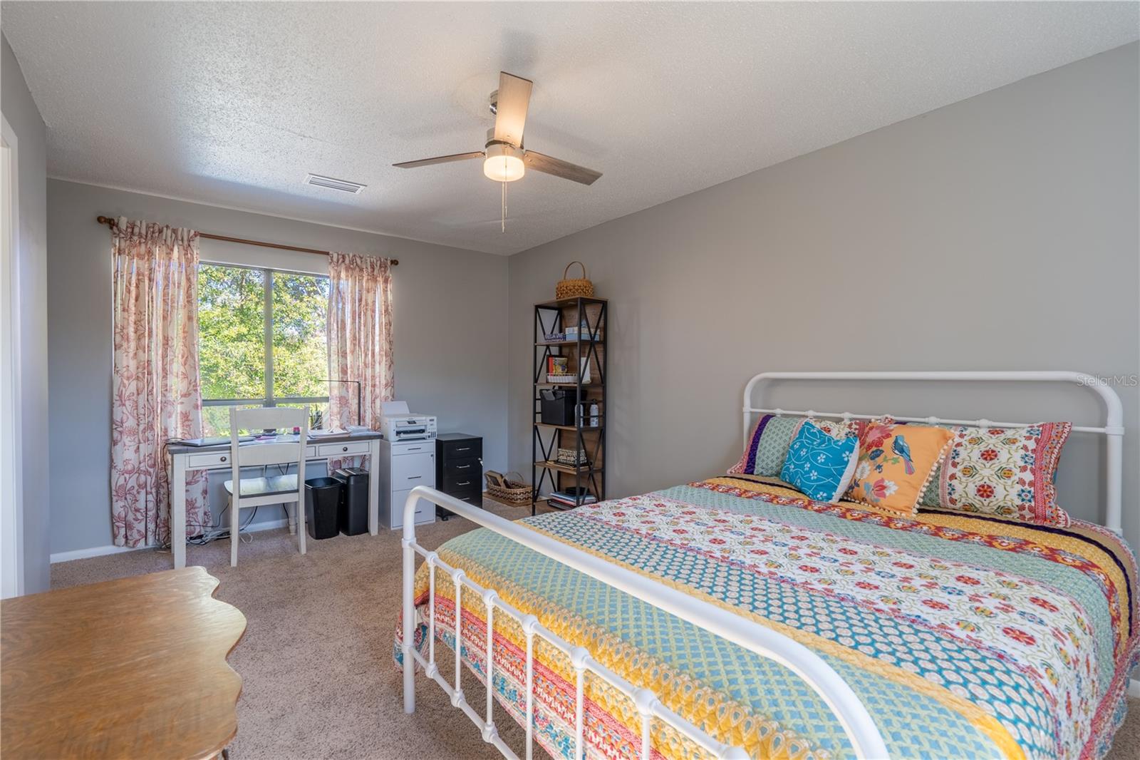 Image 19 of 33 For 3850 17th Street Circle