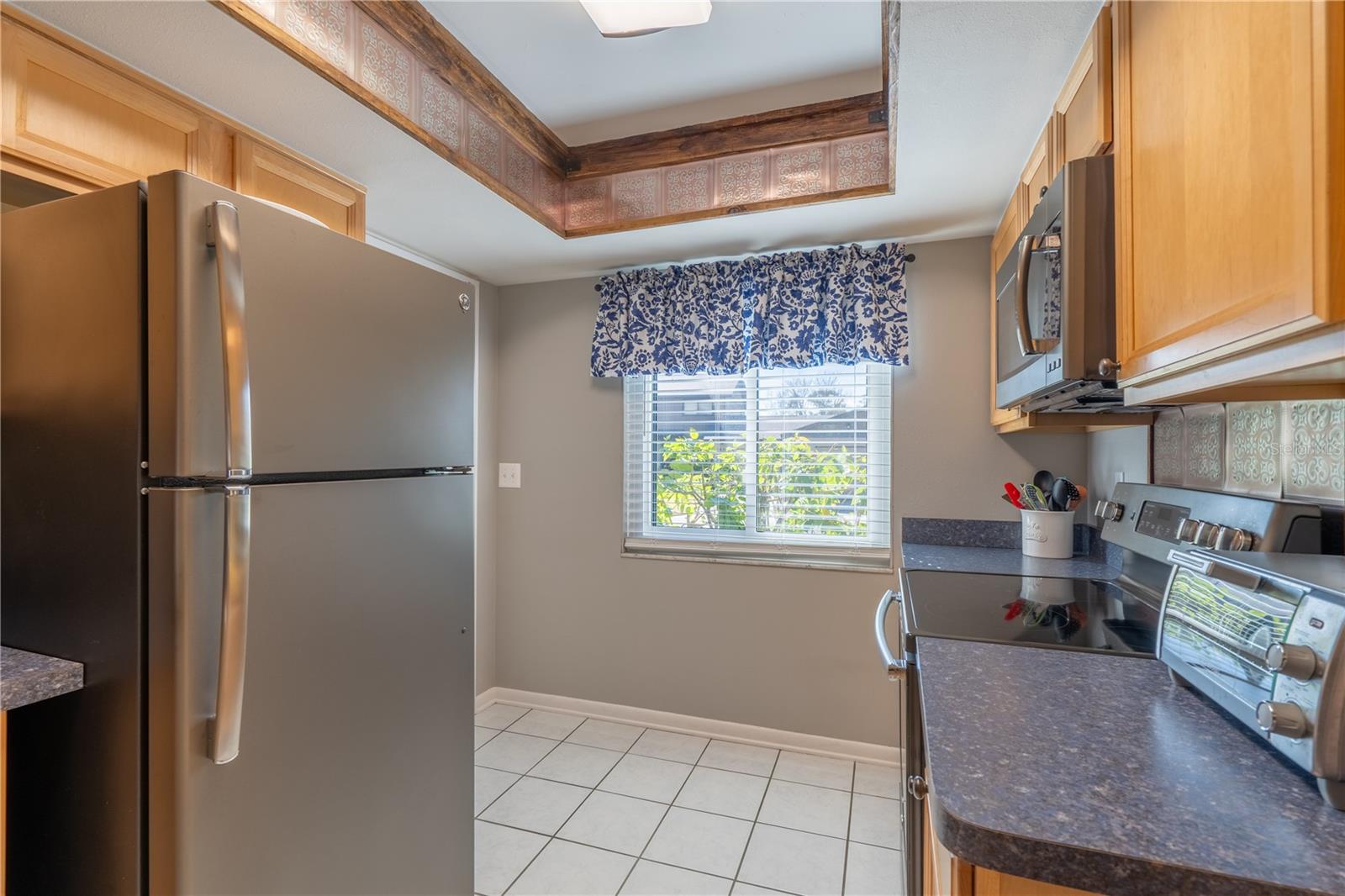 Image 6 of 33 For 3850 17th Street Circle