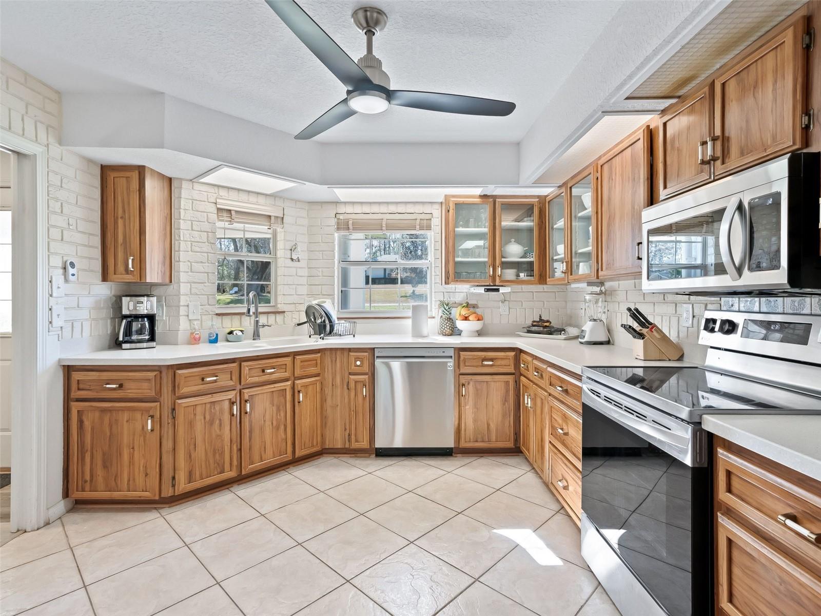 Image 13 of 40 For 8916 8th Street