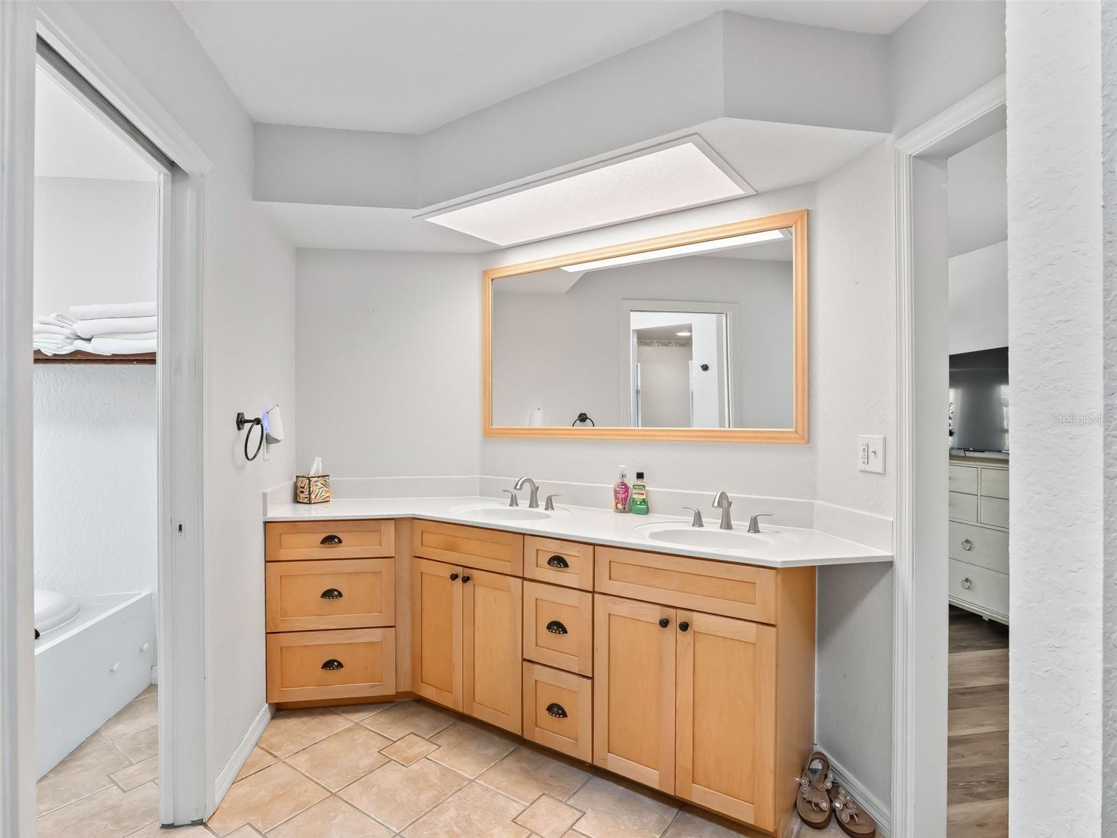 Image 22 of 40 For 8916 8th Street