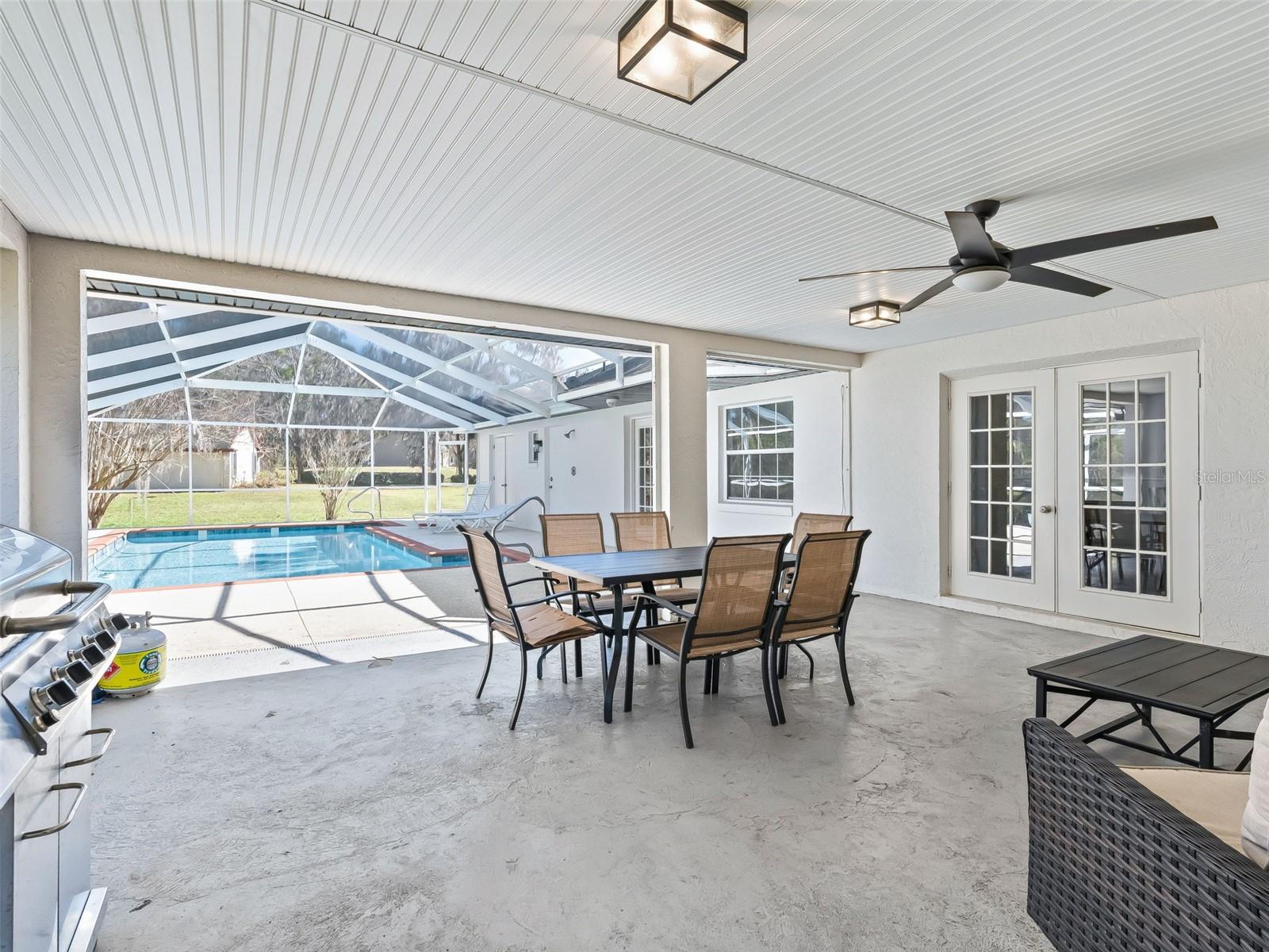 Image 32 of 40 For 8916 8th Street