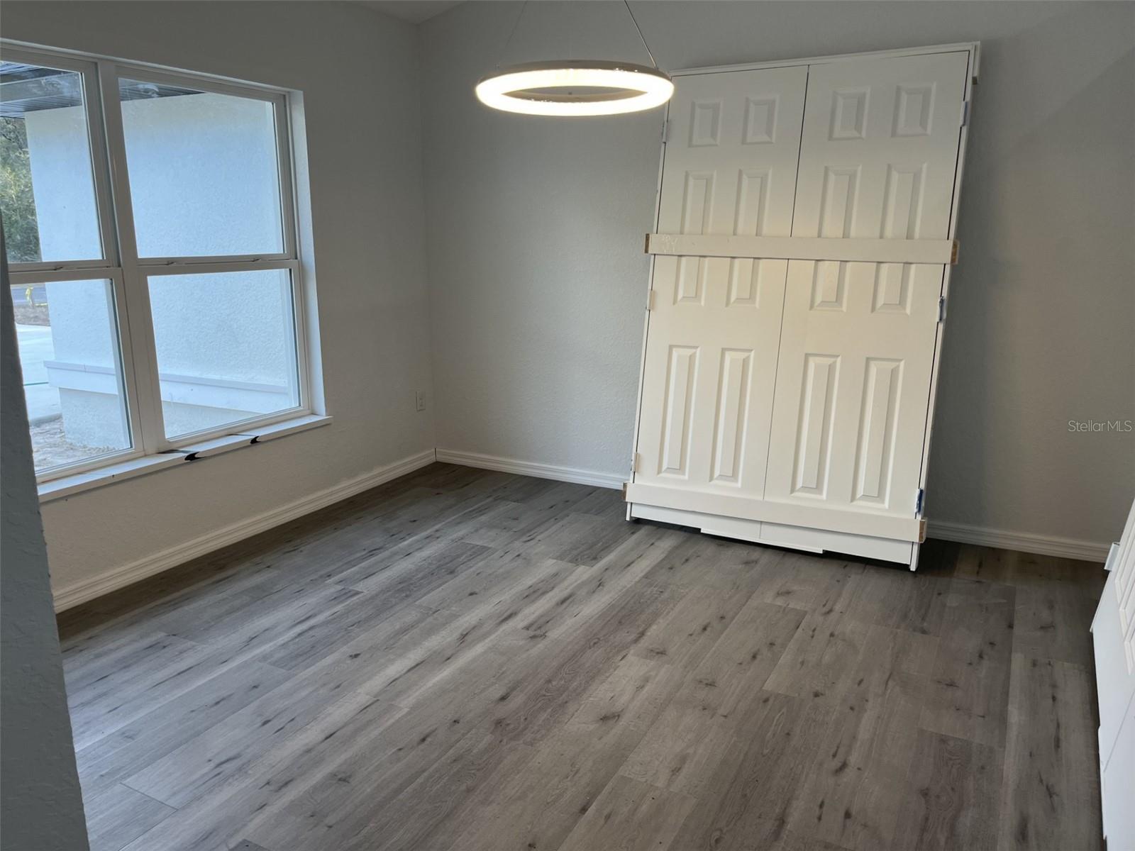 Image 14 of 22 For 6 Locust Terrace Trace