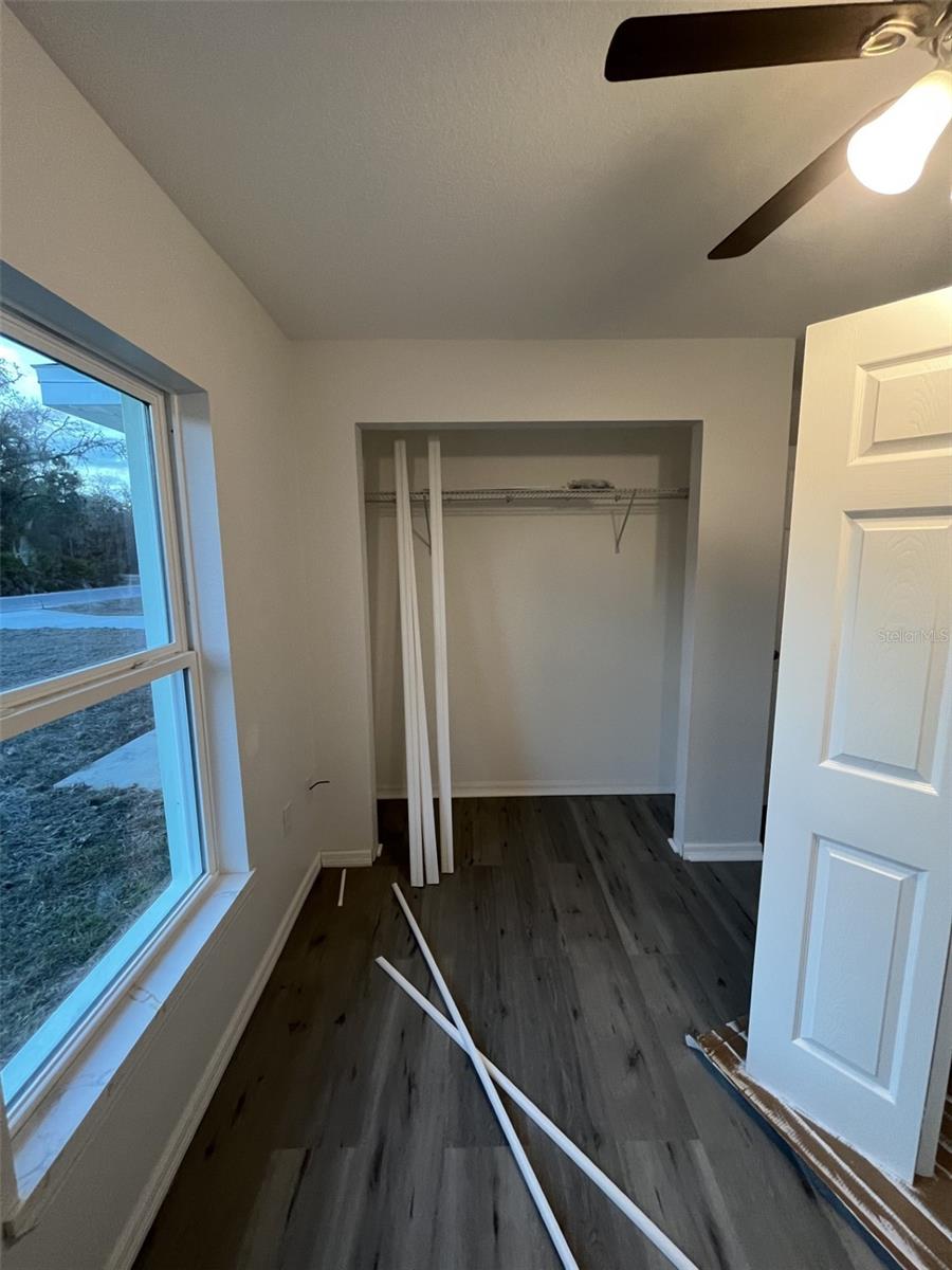 Image 14 of 52 For 35 Sequoia Trail