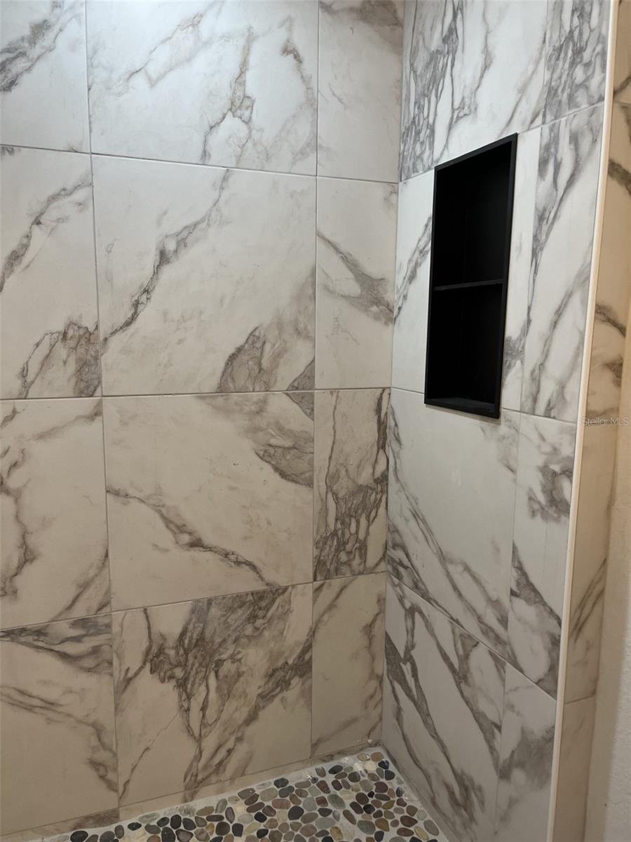 Image 17 of 52 For 35 Sequoia Trail