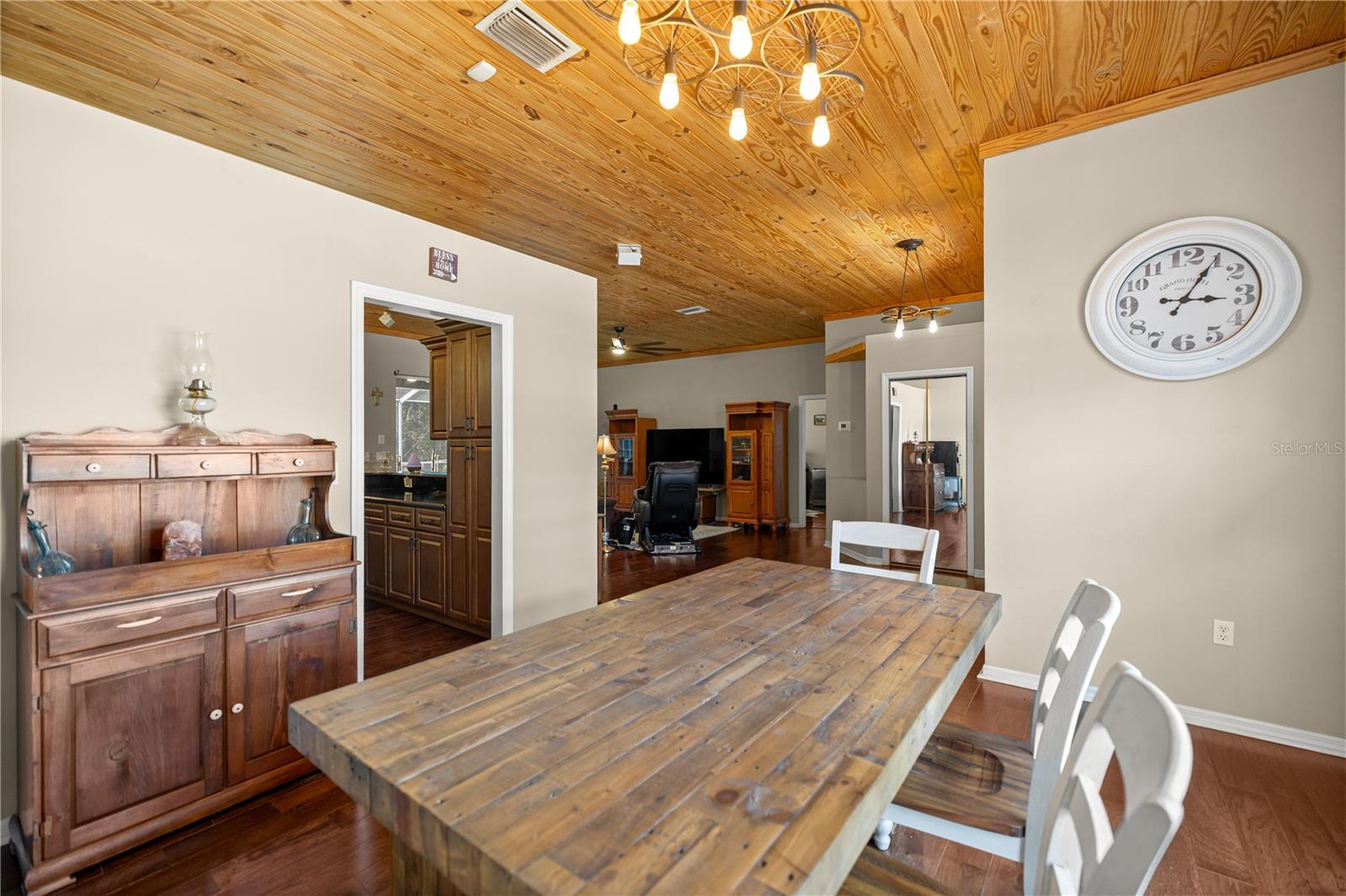 Image 10 of 48 For 3030 Bay Berry Point