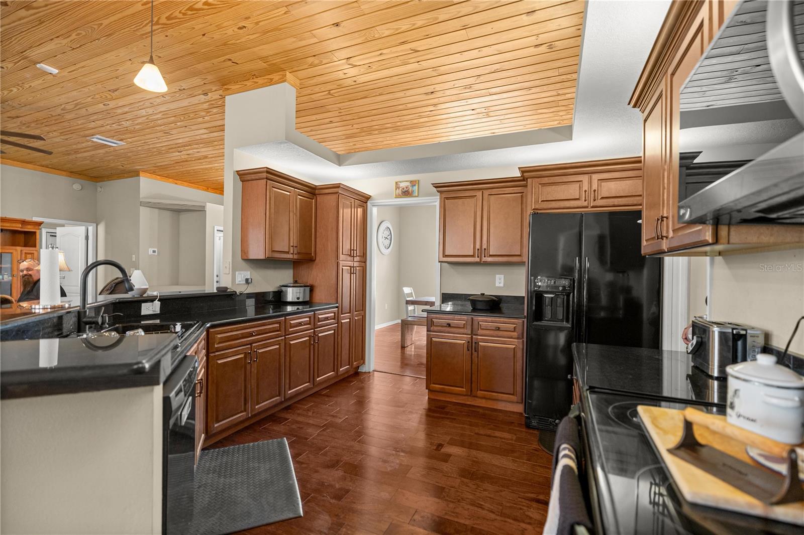 Image 16 of 48 For 3030 Bay Berry Point