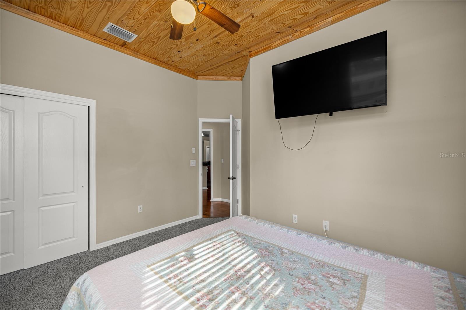 Image 31 of 48 For 3030 Bay Berry Point