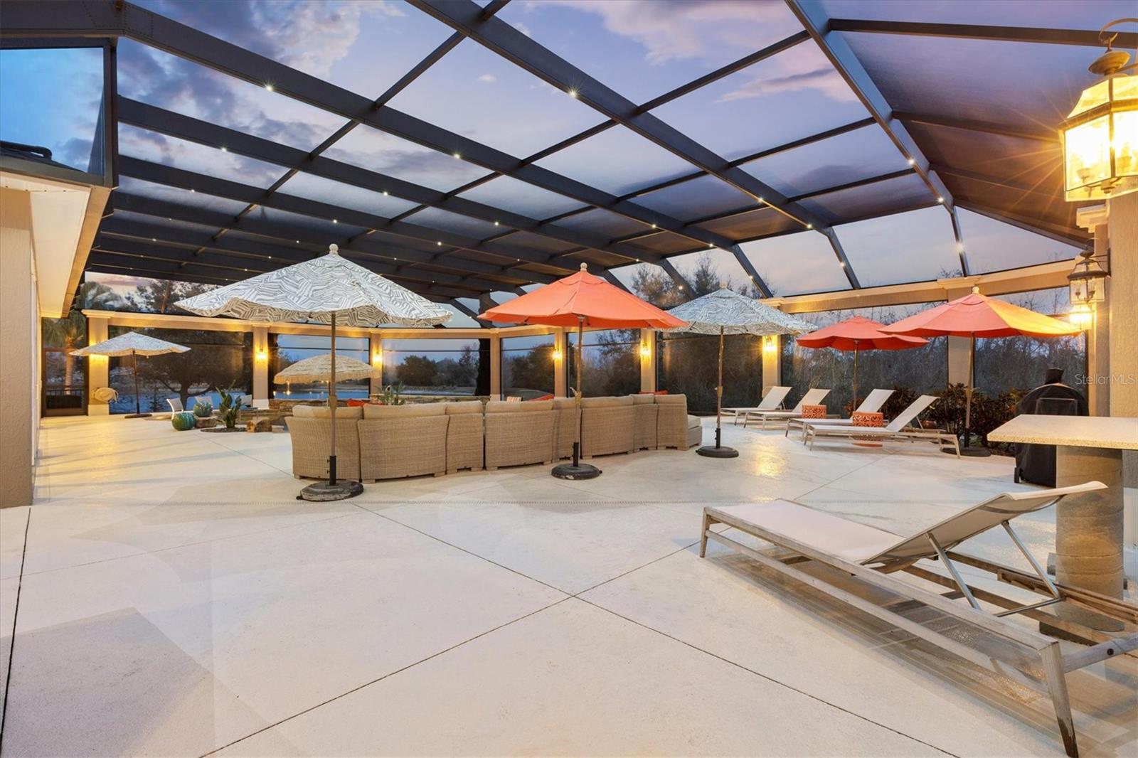 Image 2 of 66 For 885 Iron Oak Way