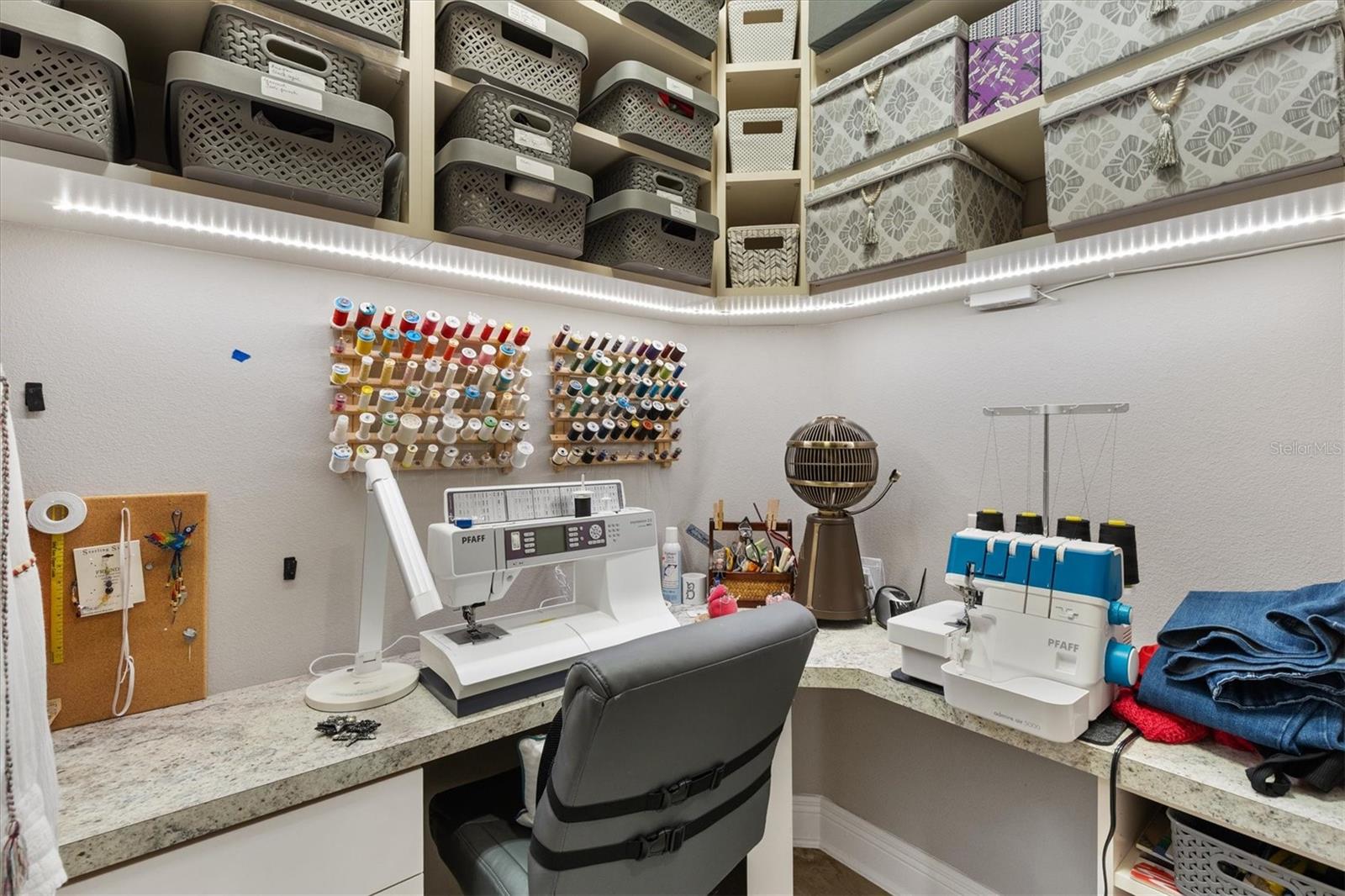 Image 34 of 66 For 885 Iron Oak Way