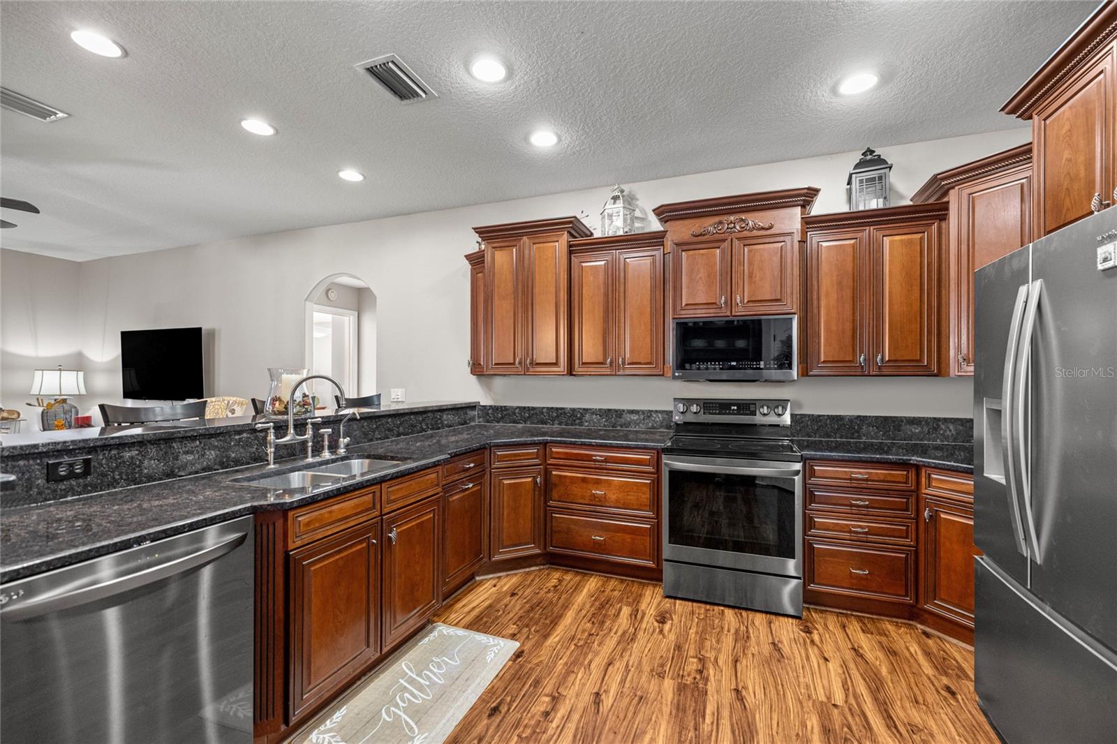 Image 10 of 34 For 14825 145th Avenue