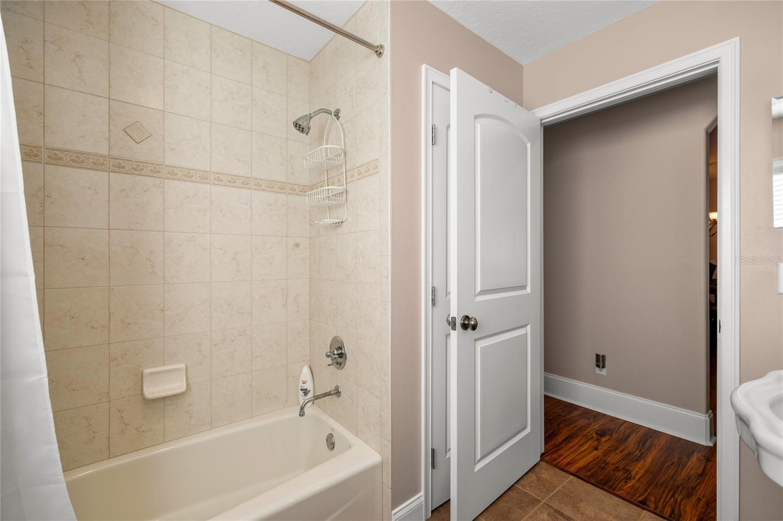 Image 25 of 34 For 14825 145th Avenue