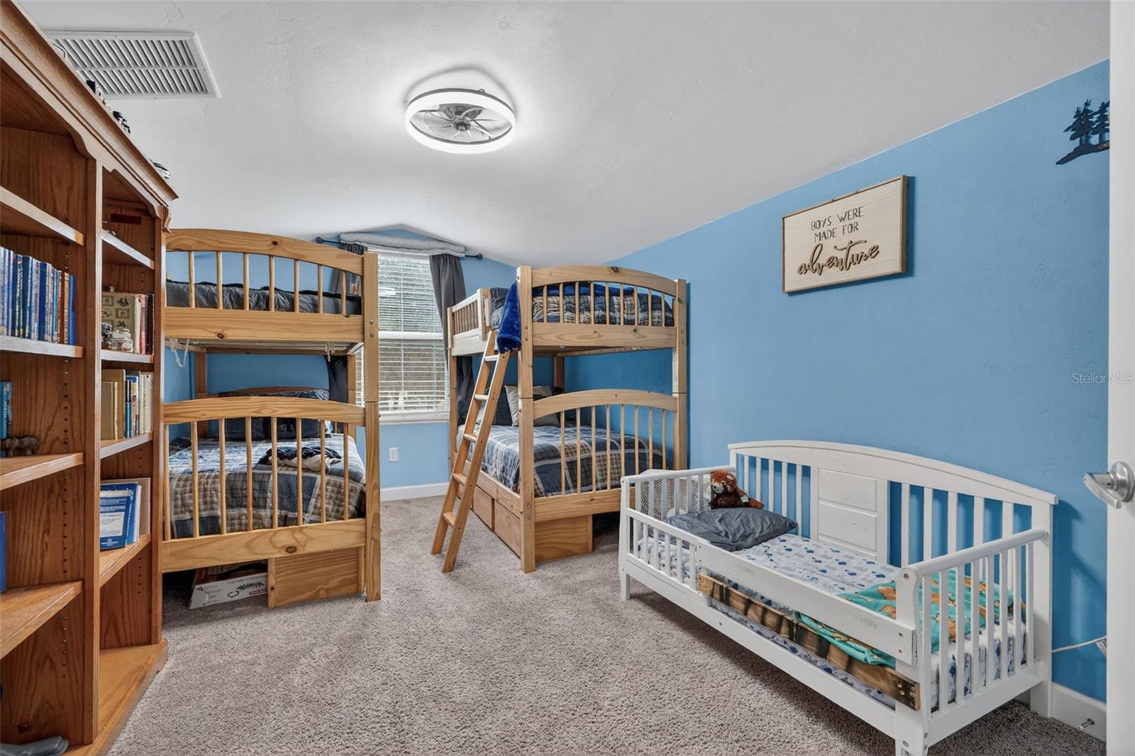 Image 31 of 62 For 30 Deer Trail Circle