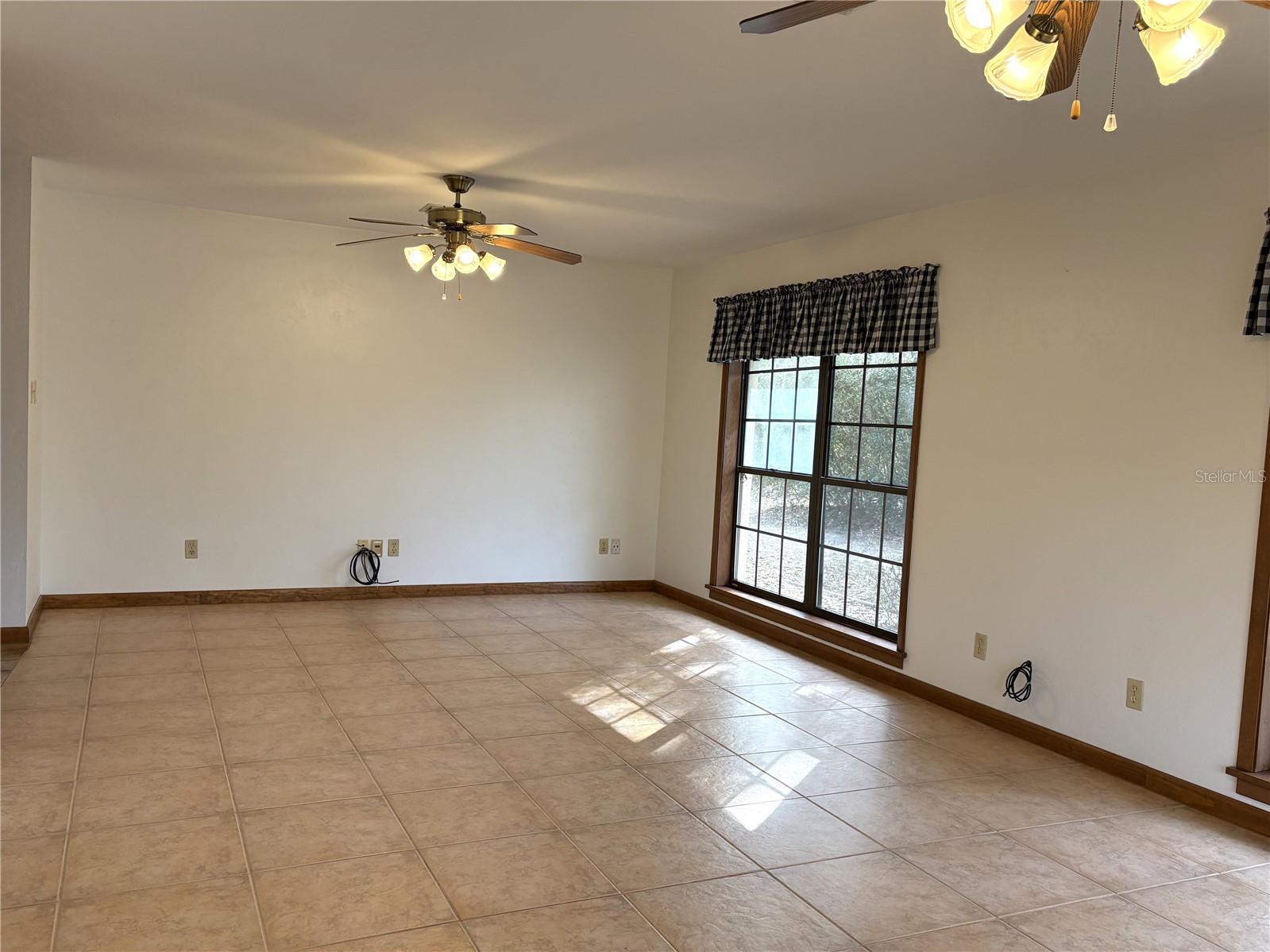 Image 34 of 50 For 2272 Grandview Avenue