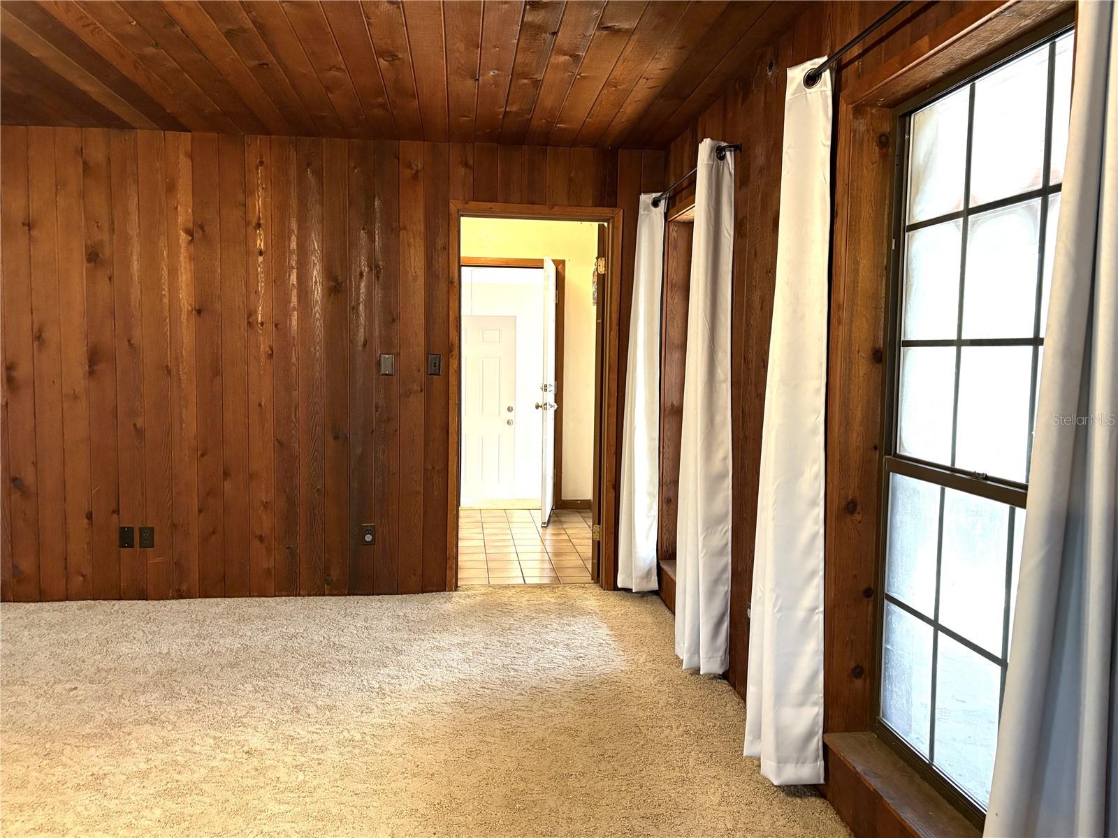 Image 7 of 50 For 2272 Grandview Avenue